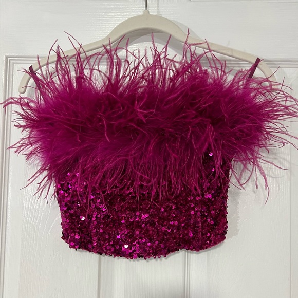 Line and Dot Valeria Feather Top - Picture 5 of 10